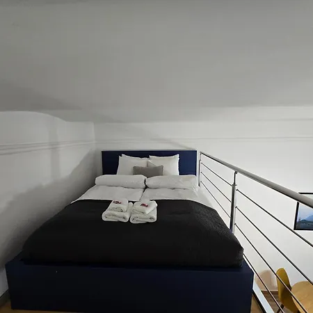 Primavera - New In The Heart Of Apartment Budapest